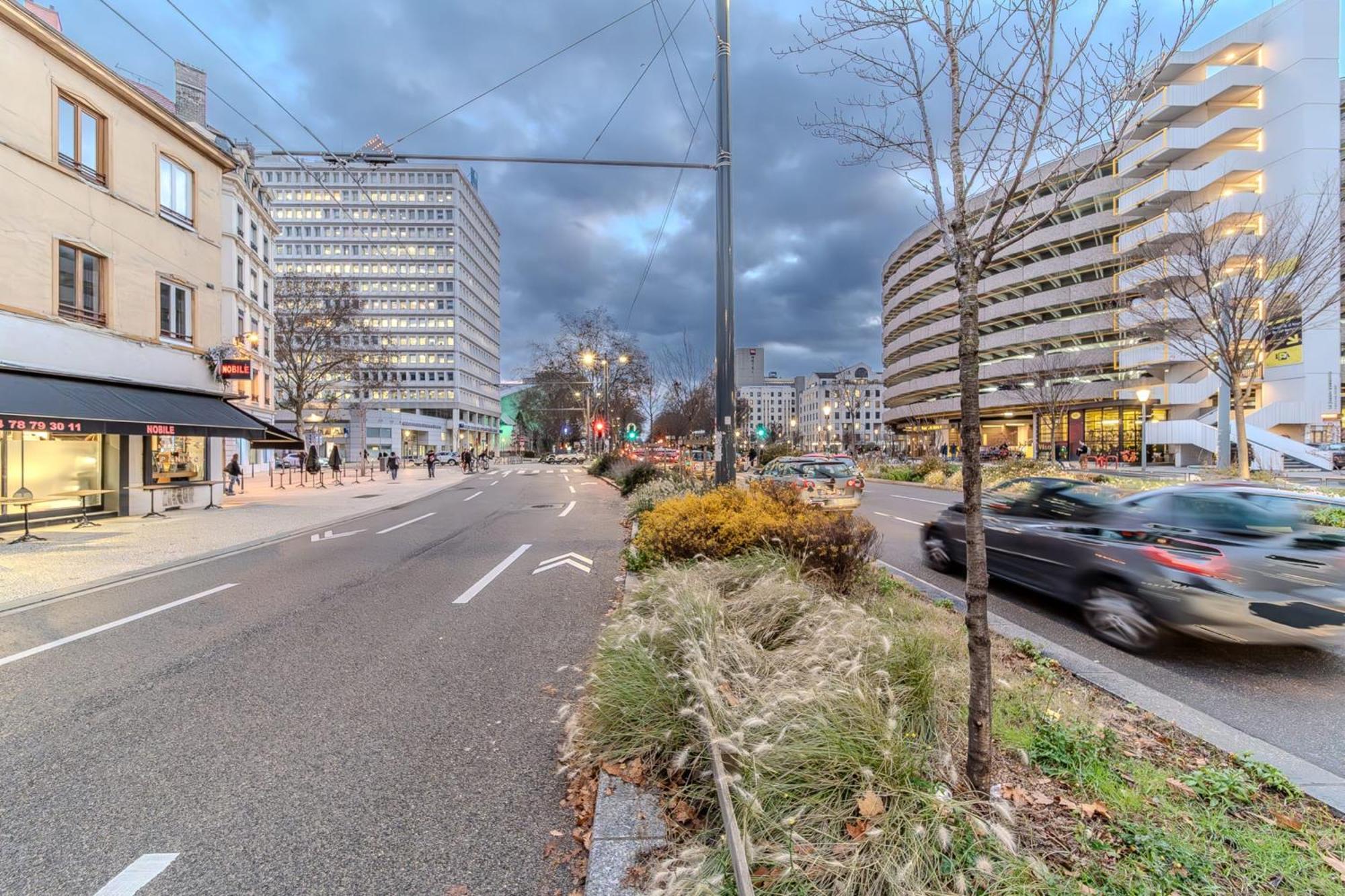 Charming 1-Bedroom Apartment Across From Halles Paul Bocuse & Part-Dieu 리옹 외부 사진